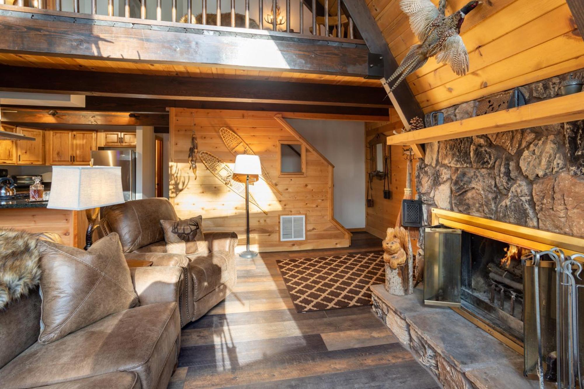Bear'S Lair By Avantstay 3Mins From Bear Mountain Ski Resort Біг-Бер-Лейк Екстер'єр фото